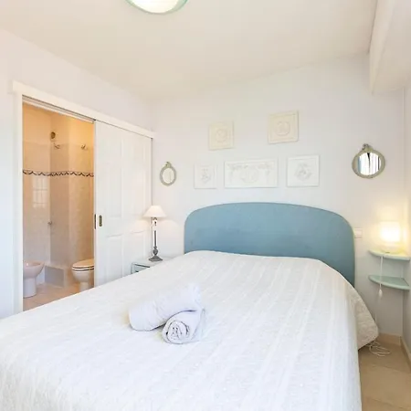 2 Bedrooms 2 Bathrooms Clear View In Palm Area